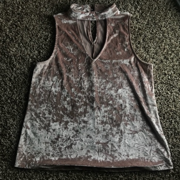 🔮Velvet Tank🔮 - Picture 2 of 5